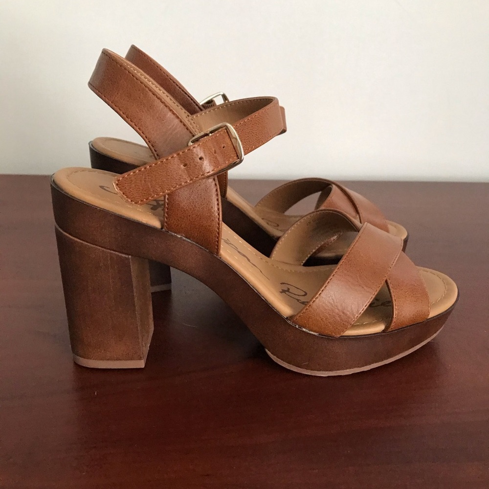 Brown block heel strap sandals, brand new